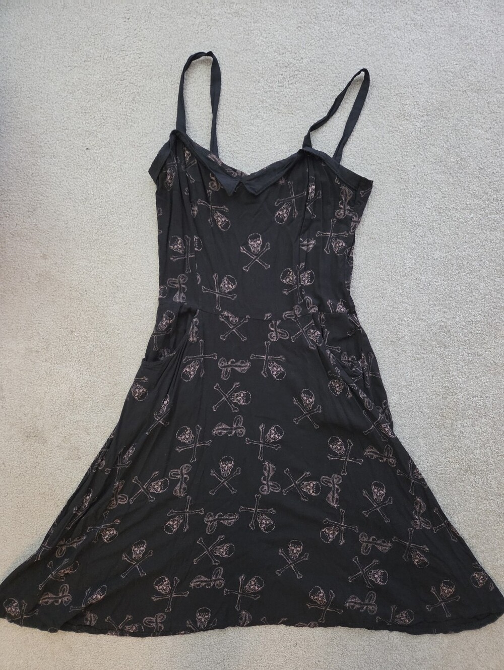 XXL SWITCHBLADE STILLETTO SLIPDRESS W/ POCKETS